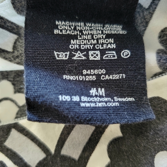 H&M Top - Picture 6 of 6